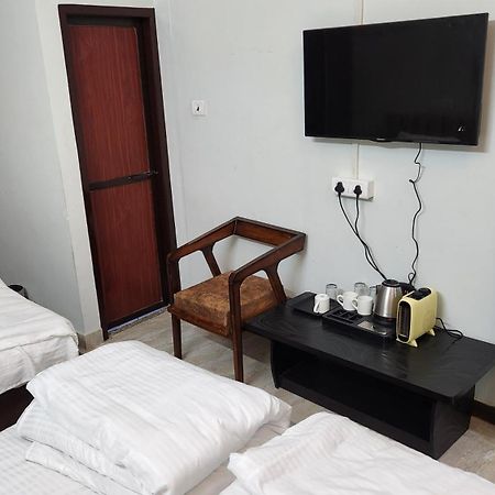 Nandi Retreat Homestay Varanasi Esterno foto