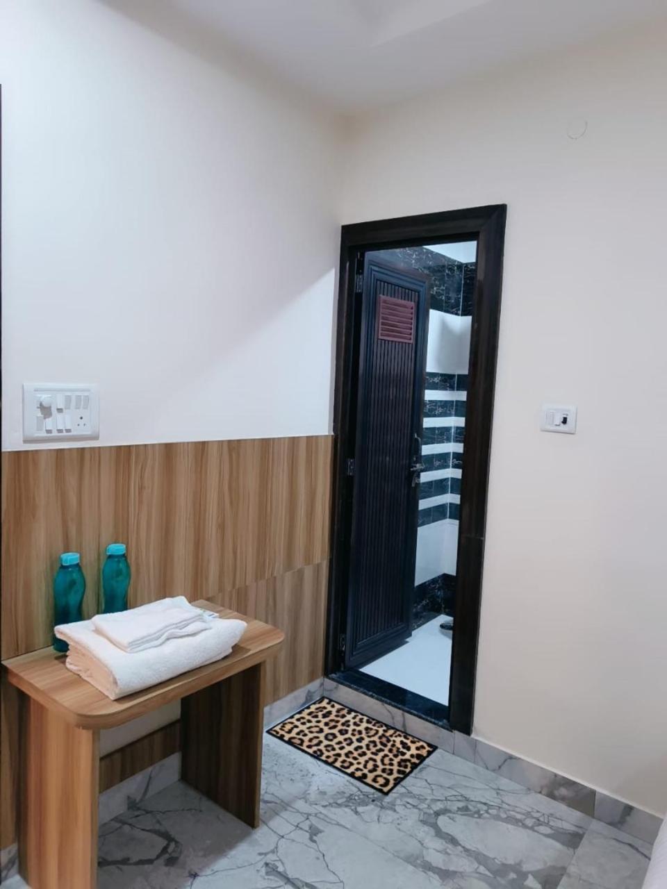 Nandi Retreat Homestay Varanasi Esterno foto