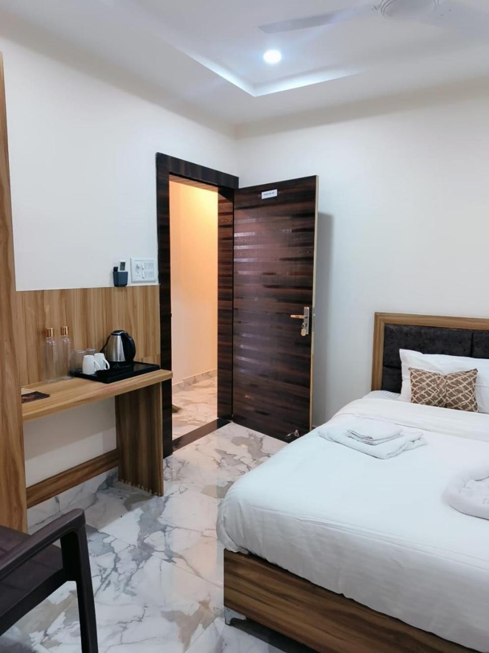 Nandi Retreat Homestay Varanasi Esterno foto